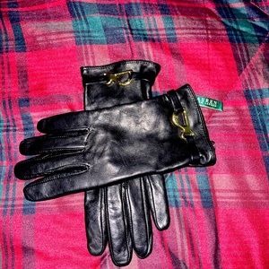 Leather hand gloves